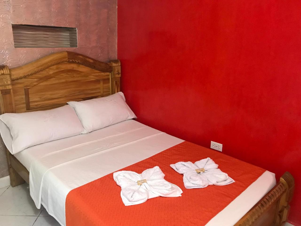 Hotel Las Guacamayas Guatapé 외부 사진