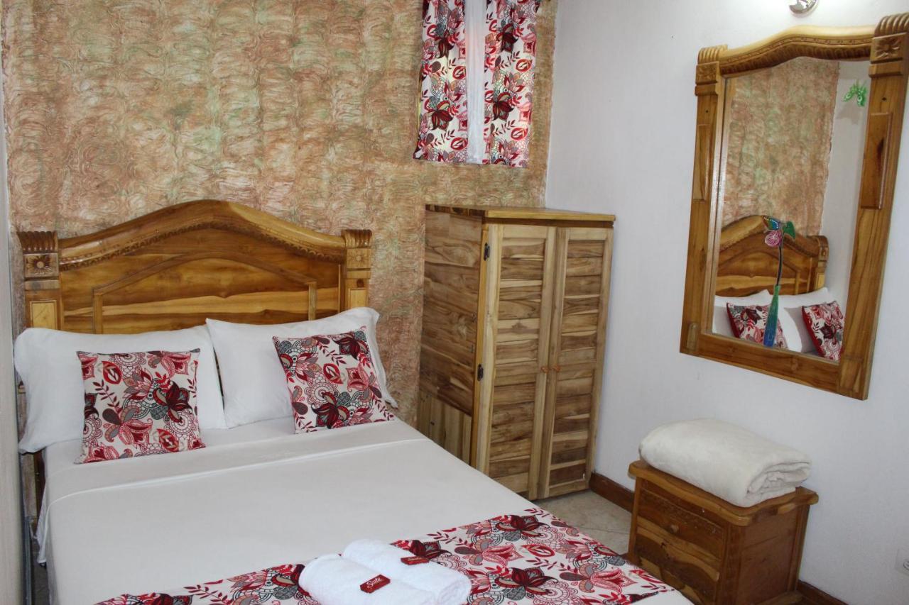 Hotel Las Guacamayas Guatapé 외부 사진
